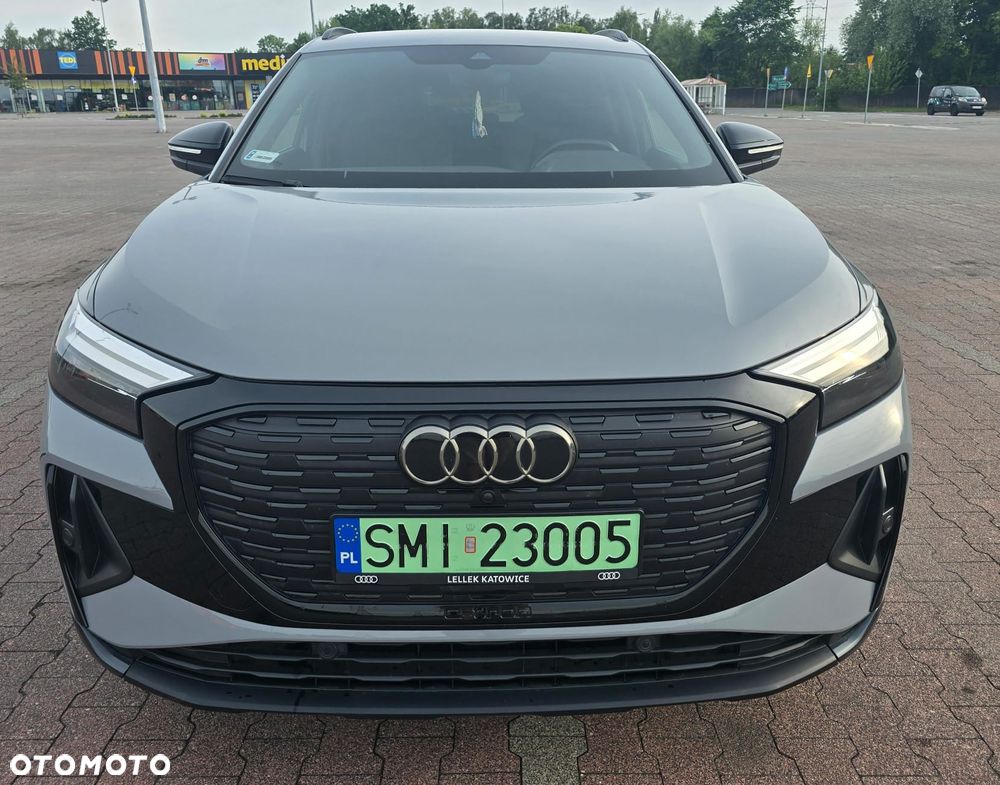 Audi Q4 e-tron 35 52kWh S Line - 2