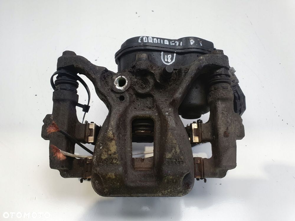 Toyota Corolla XII E21 TYLNY ZACISK HAMULCOWY lewy tył 46310-F4011 - 1