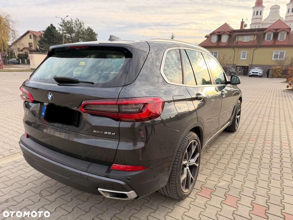 BMW X5 xDrive25d Sport-Aut - 14