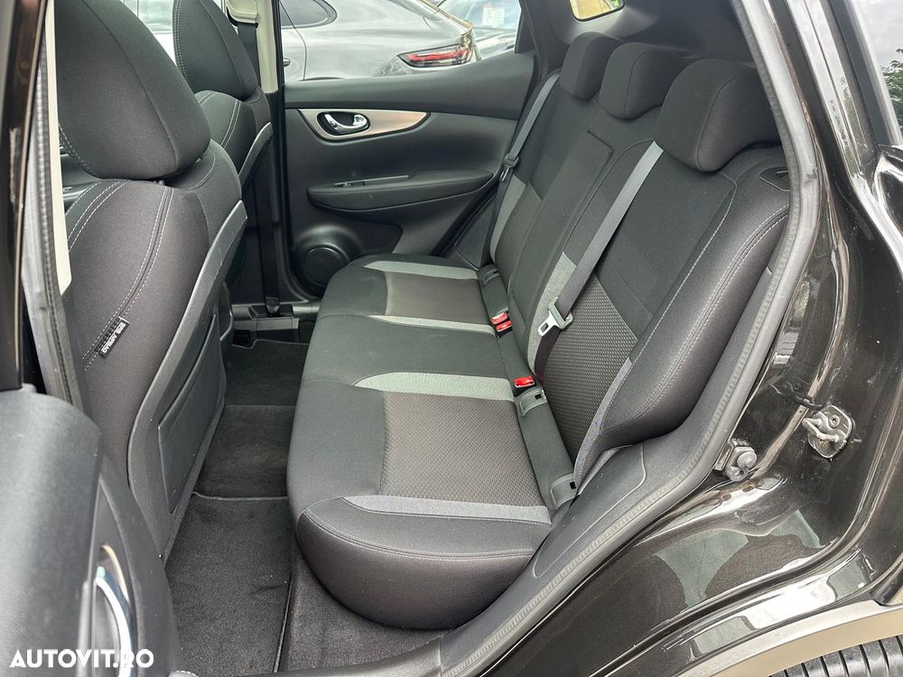 Nissan Qashqai 1.7D 150CP ALL MODE 4X4-I X-TRONIC N-Connecta - 17