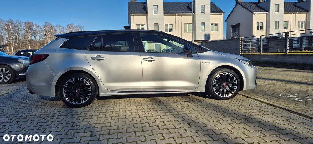 Toyota Corolla 1.8 Hybrid GR Sport - 3