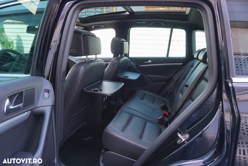 Volkswagen Tiguan 2.0 TDI SCR 4MOTION BlueMotion Technology DSG Sport & Style - 26