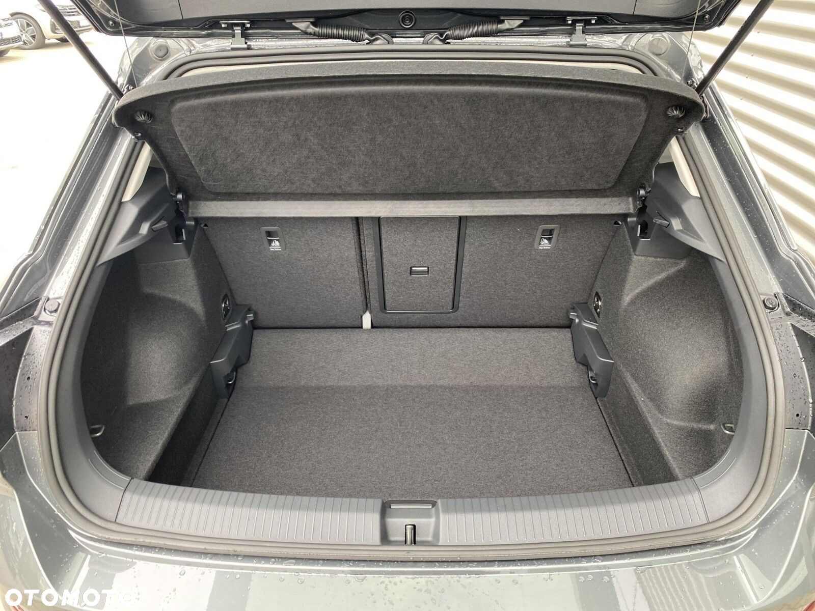 Volkswagen T-Roc - 20