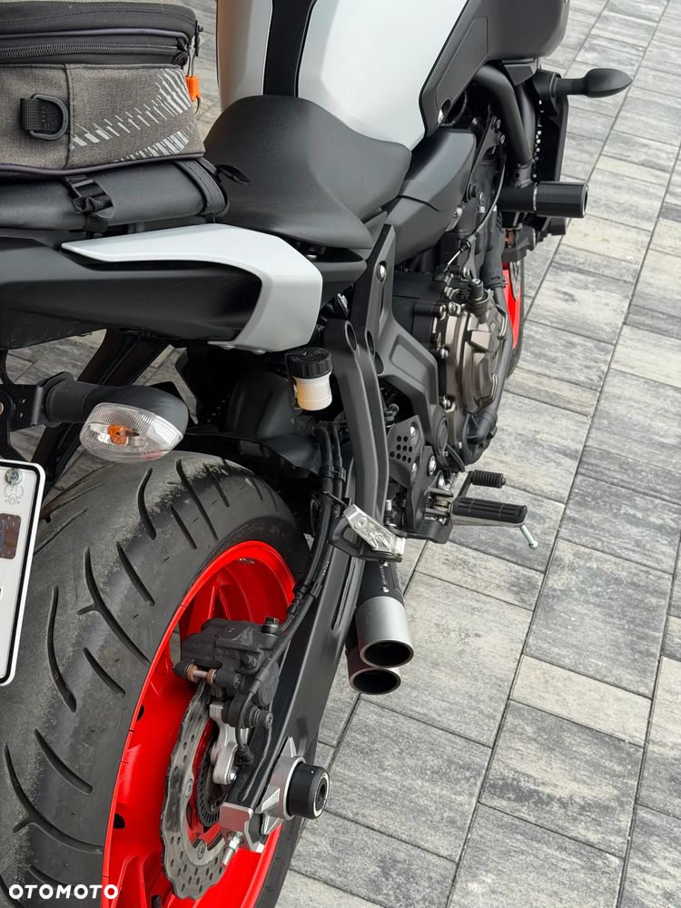 Yamaha MT - 6