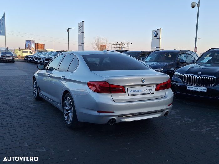 BMW Seria 5 520i Aut. Sport Line - 3