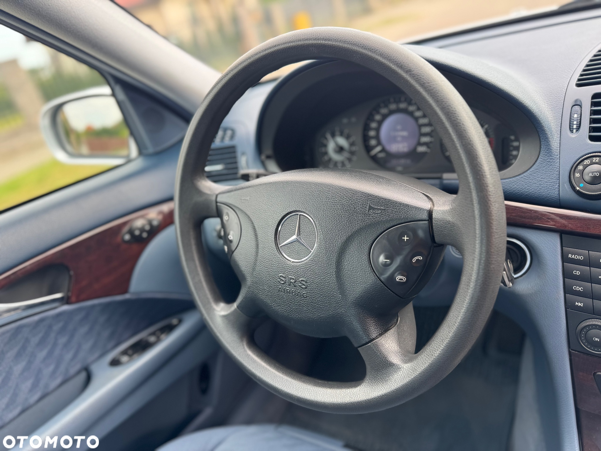 Mercedes-Benz Klasa E 200 Kompressor Classic - 31