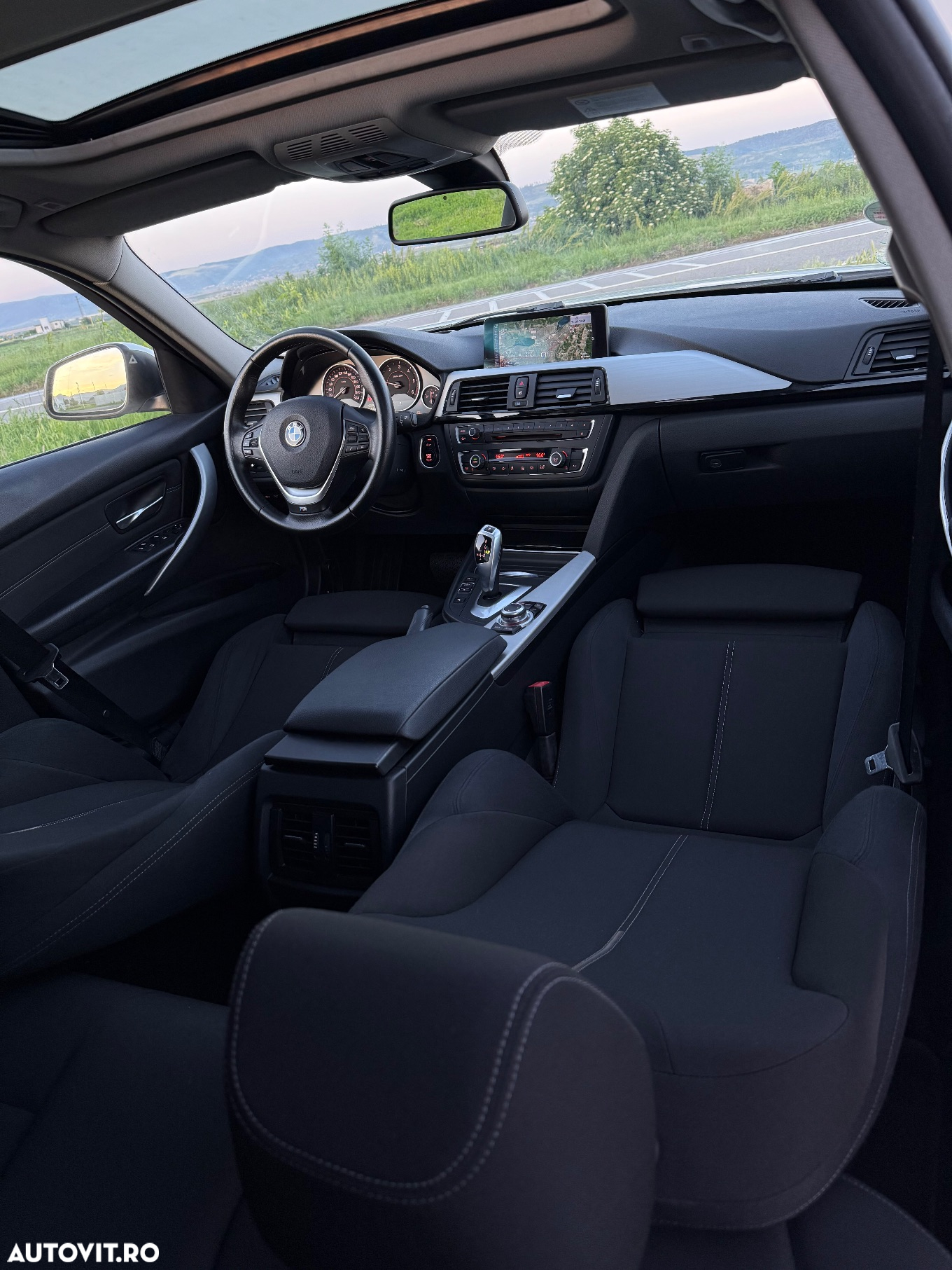 BMW Seria 3 320d Aut. Sport Line - 11