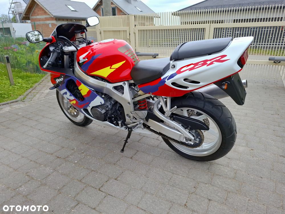 Honda CBR - 36
