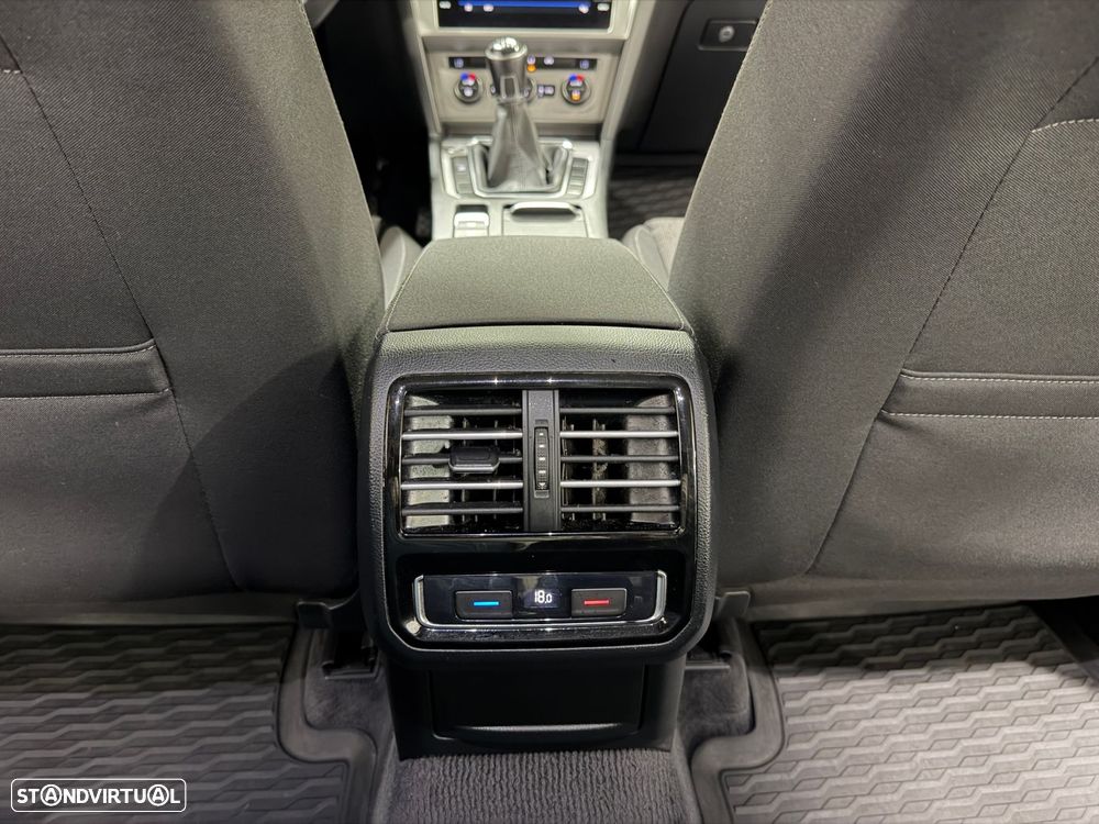 VW Passat Variant 1.6 TDI Confortline - 8