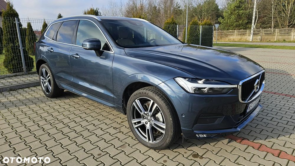 Volvo XC 60 T6 AWD Geartronic Momentum Pro - 1