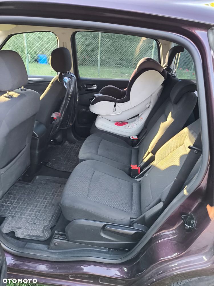 Ford S-Max 2.0 TDCi DPF Titanium - 11