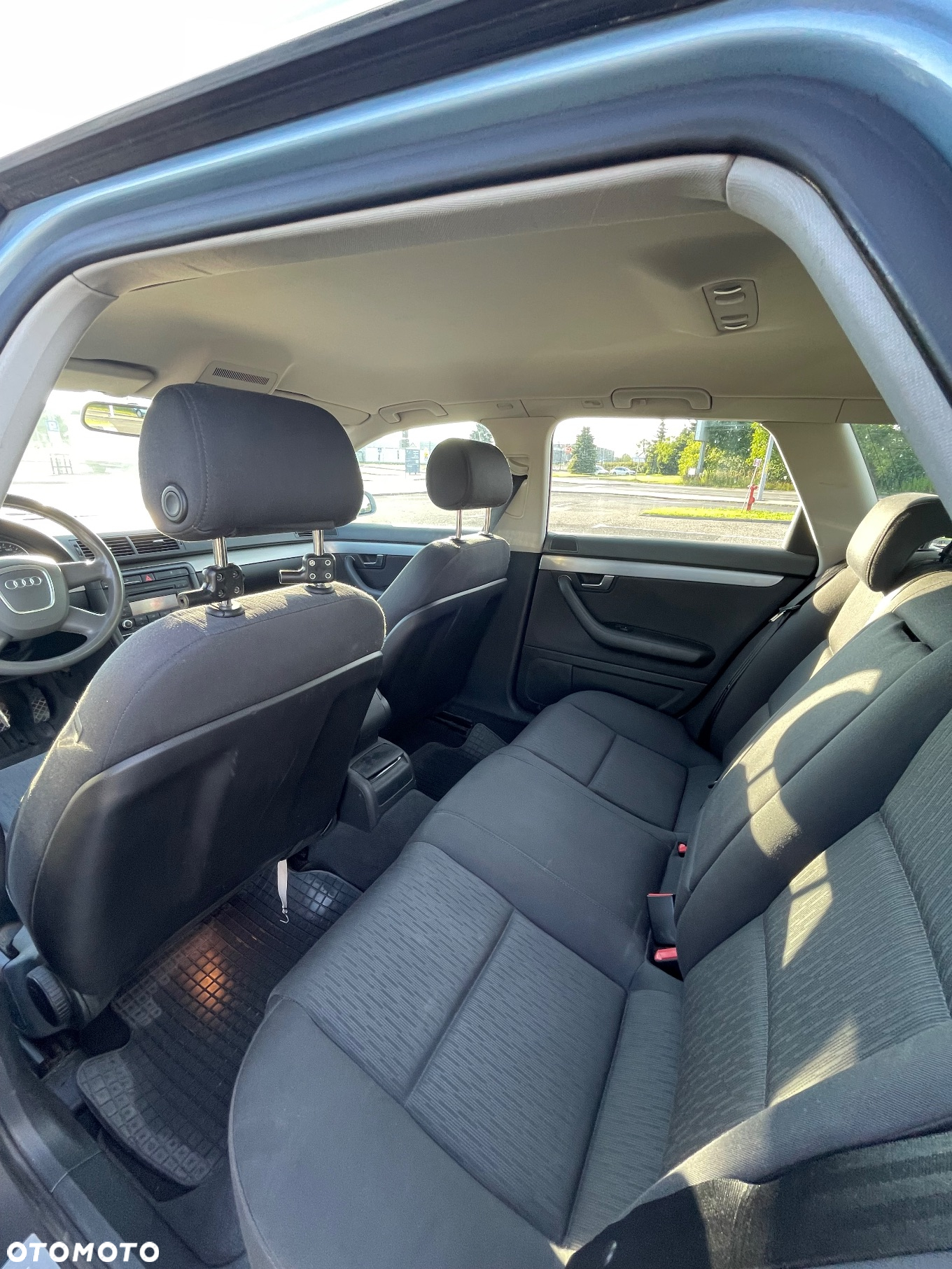 Audi A4 Avant 1.6 - 10