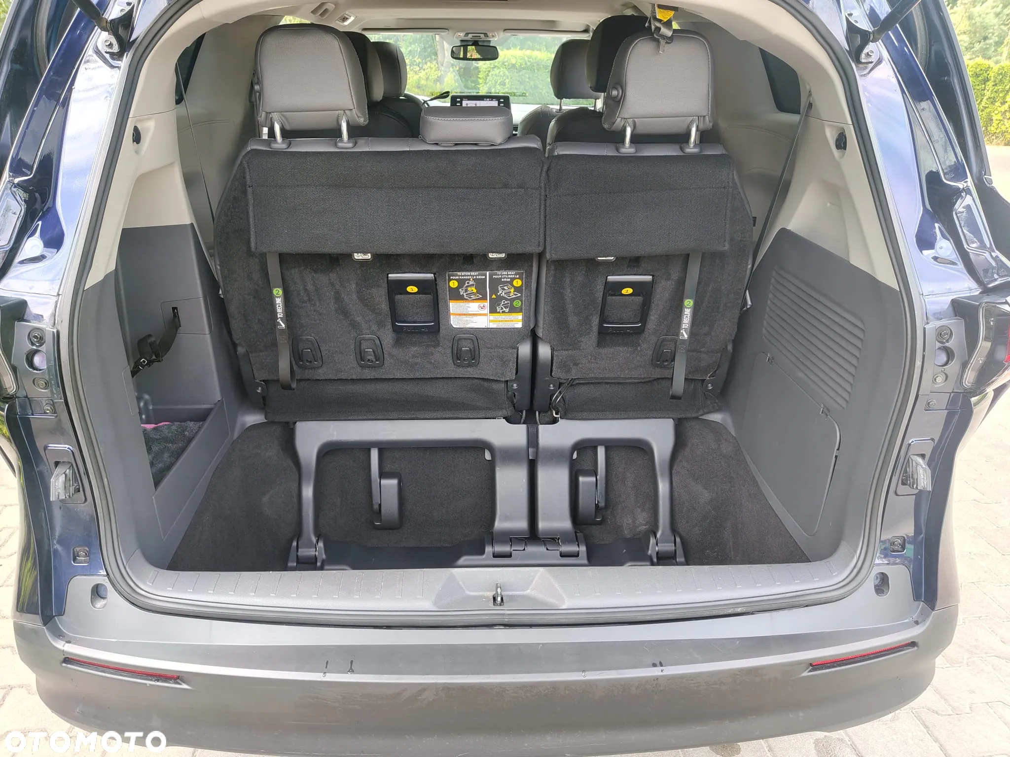Toyota Sienna - 21