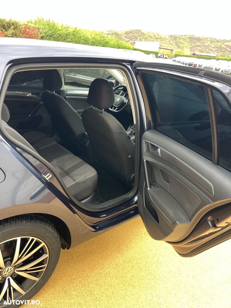 Volkswagen Golf 2.0 TDI BlueMotion Technology DSG Allstar - 24