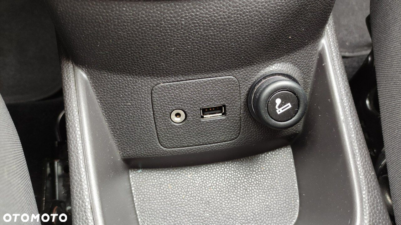 Ford Fiesta - 38