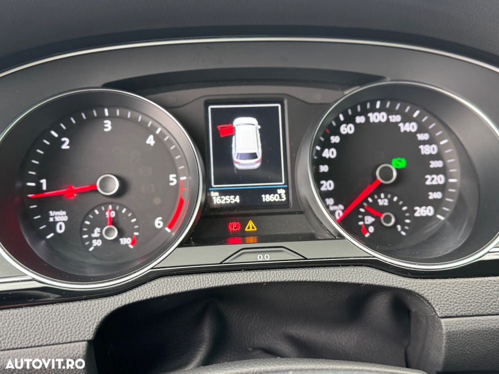 Volkswagen Passat 2.0 TDI SCR DSG Business - 23