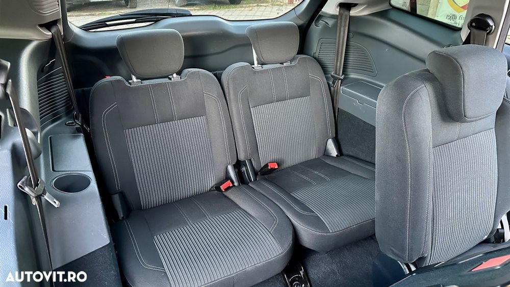 Ford Grand C-Max 2.0 TDCi Titanium - 8