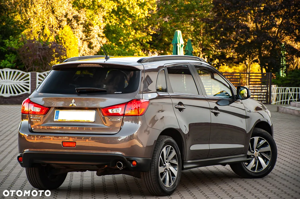 Mitsubishi ASX 1.8 DI-D 4WD Intense - 12