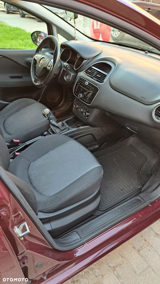 Fiat Punto 1.4 Easy S&S - 5