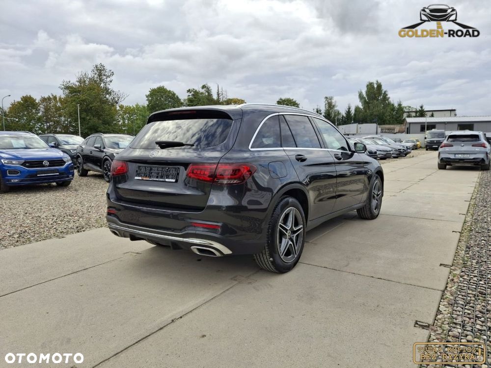 Mercedes-Benz GLC - 6