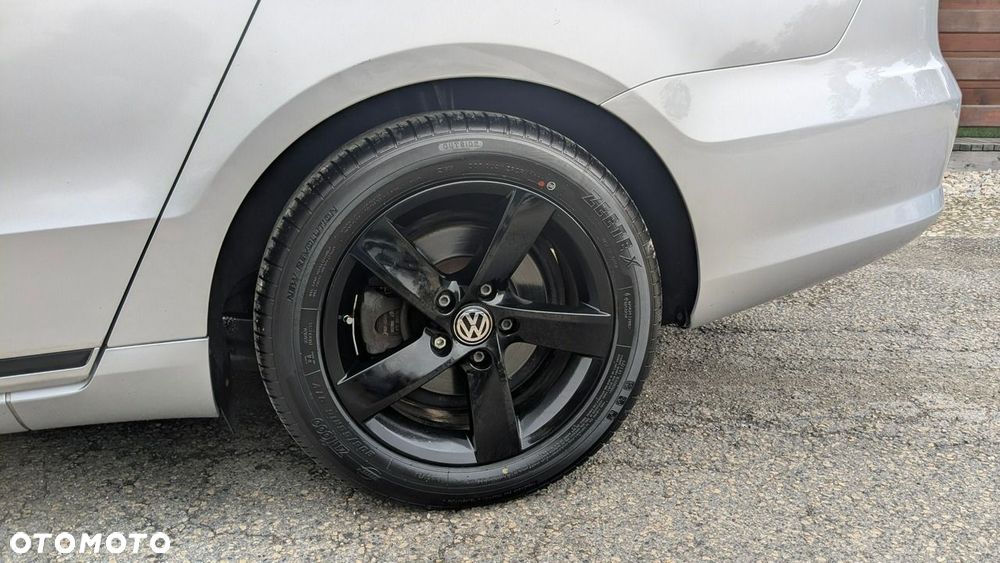 Volkswagen Passat 2011