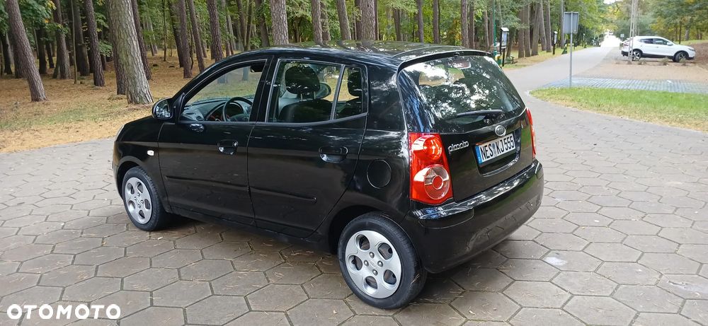 Kia Picanto 2008 photo 2