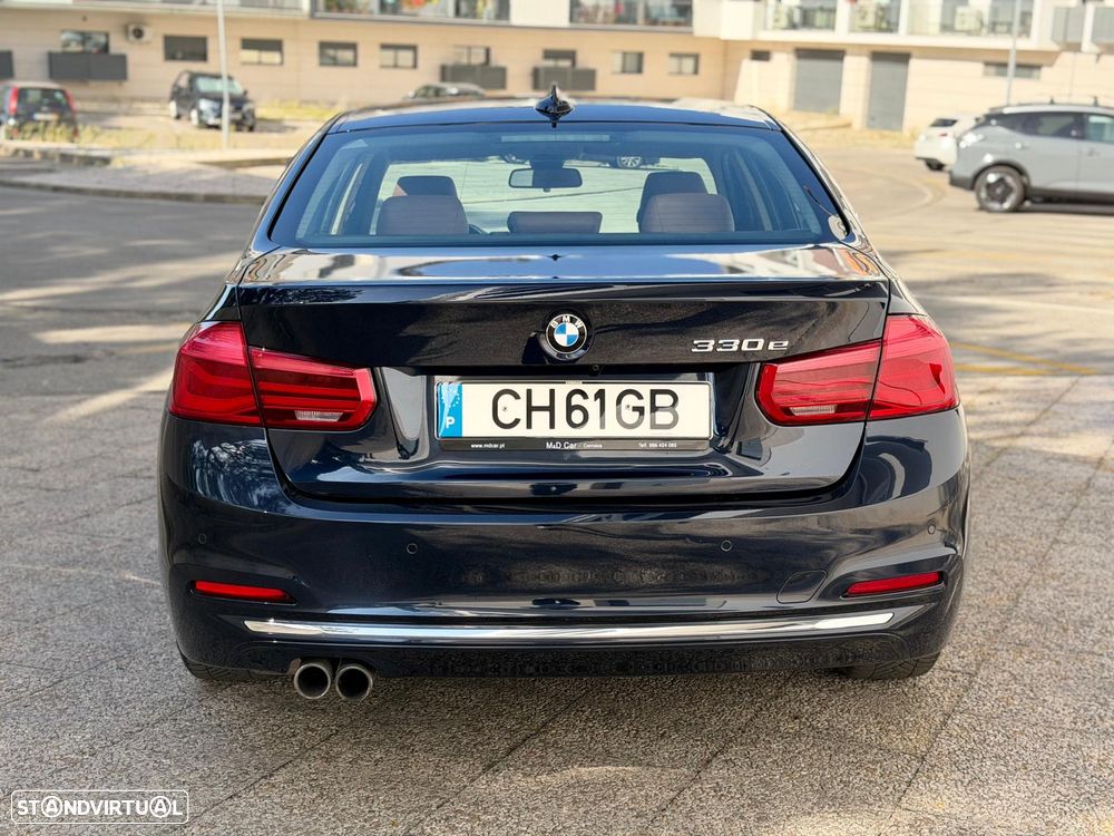 BMW 330 e iPerformance Line Luxury - 18