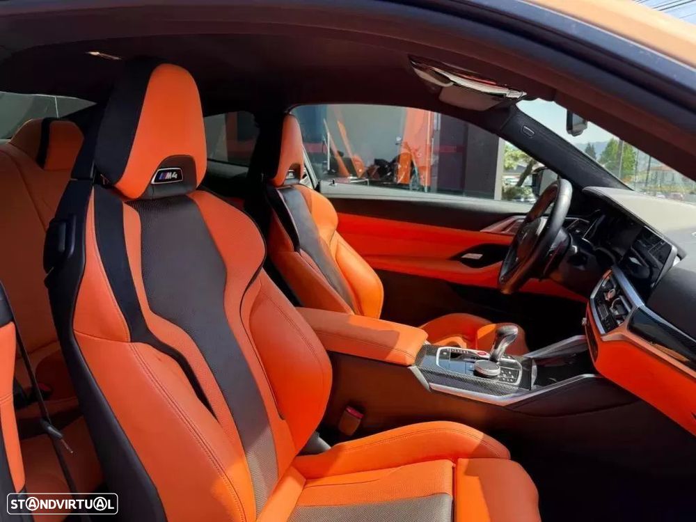 BMW M4 Competition Pack 50 anos M - 17