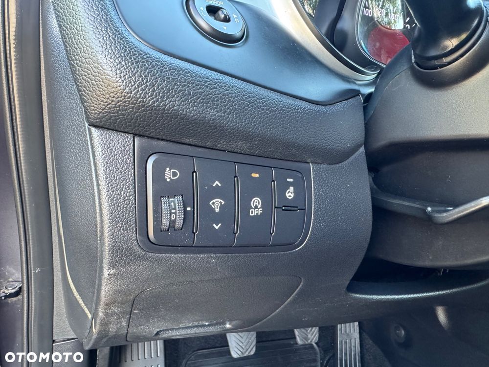 Kia Ceed 1.6 CRDi 128 Dream-Team Edition - 25
