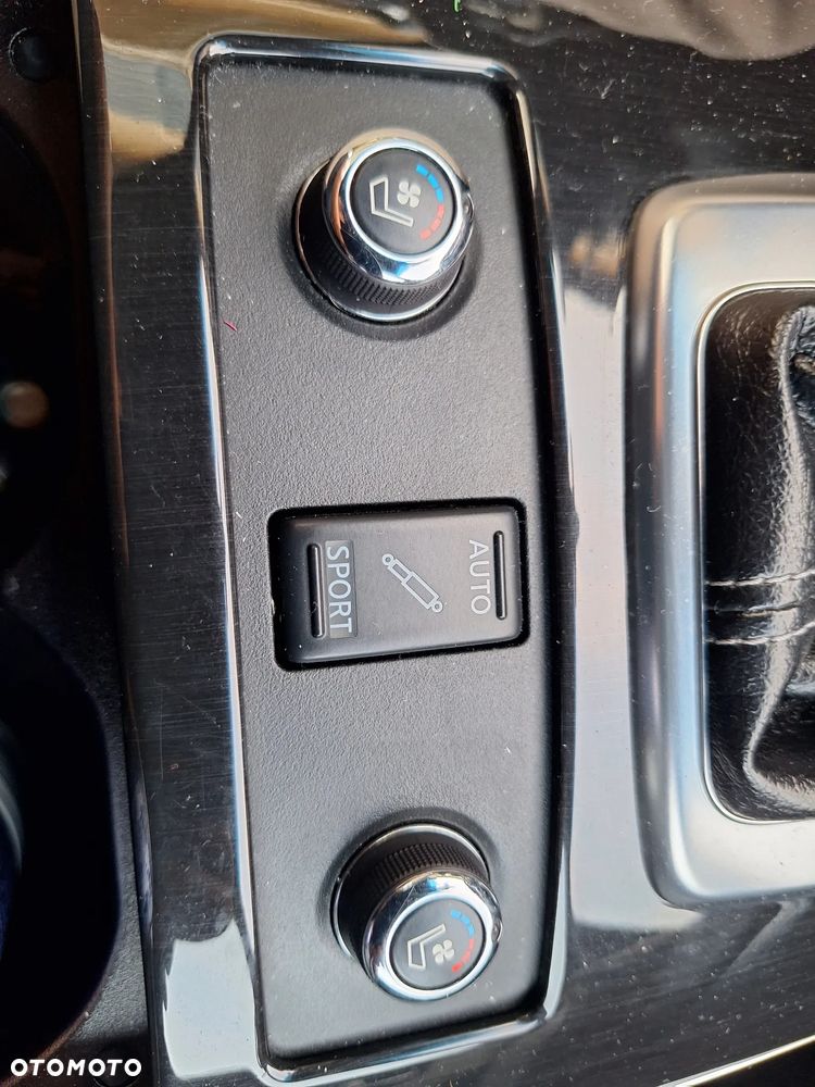 Infiniti FX FX30d S - 13