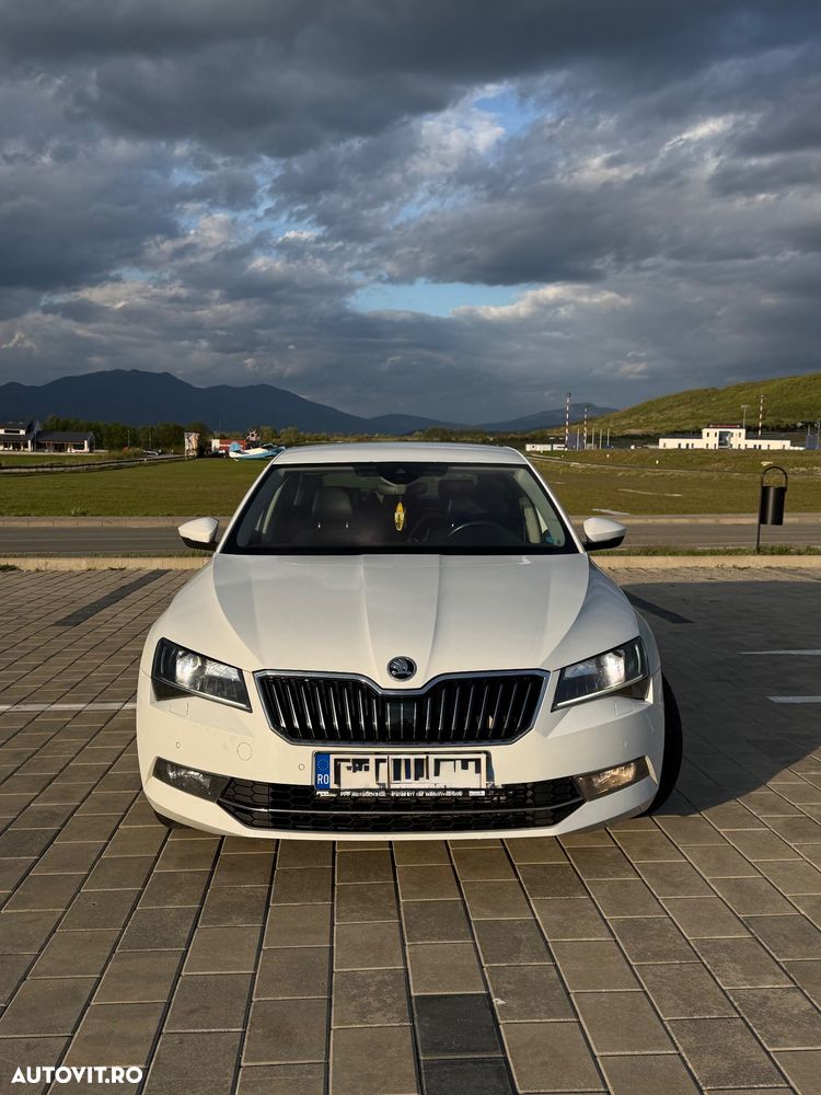 Skoda Superb 2.0 TDI DSG 4X4 Style - 1