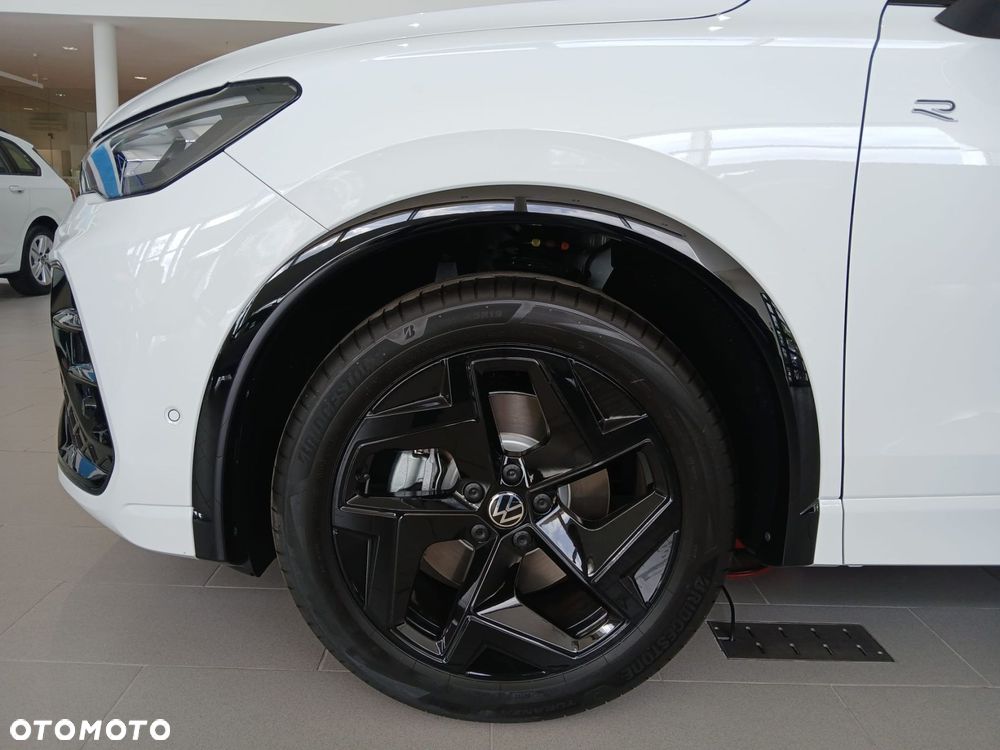 Volkswagen Tiguan - 24