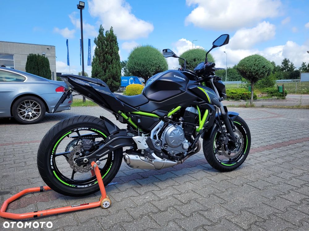 Kawasaki Z 650 - 6