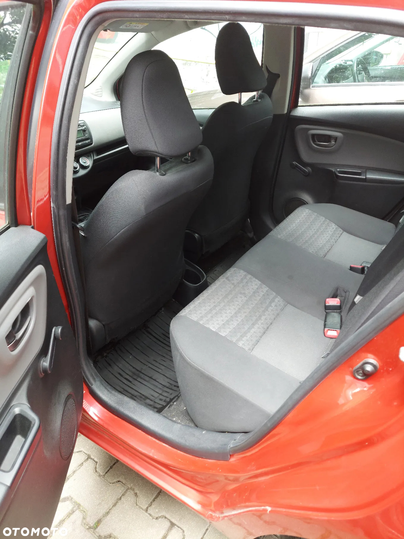 Toyota Yaris 1.0 Active - 13