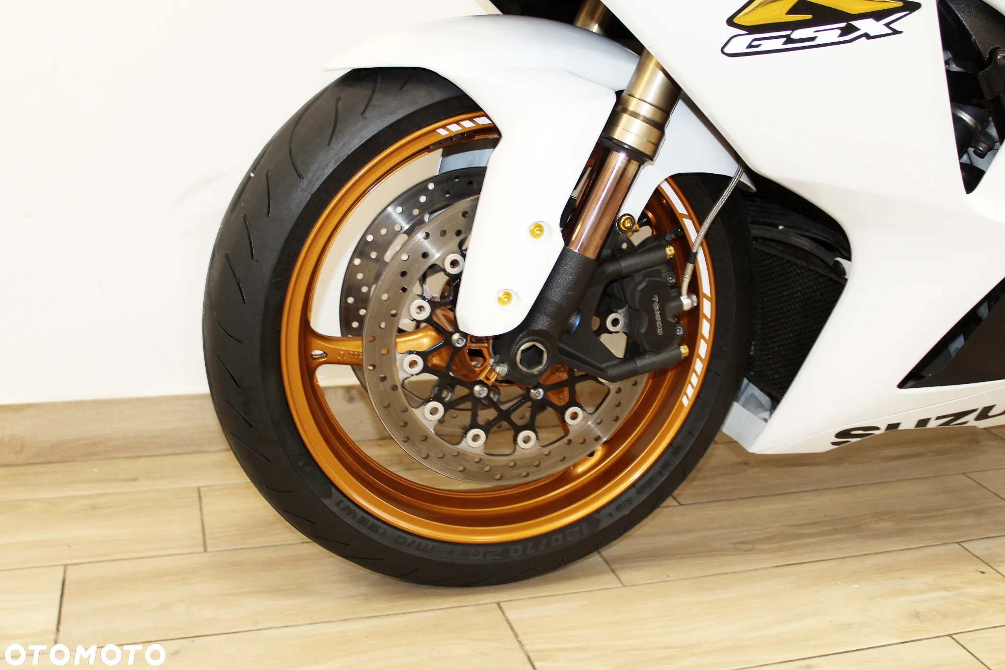 Suzuki GSX-R - 21