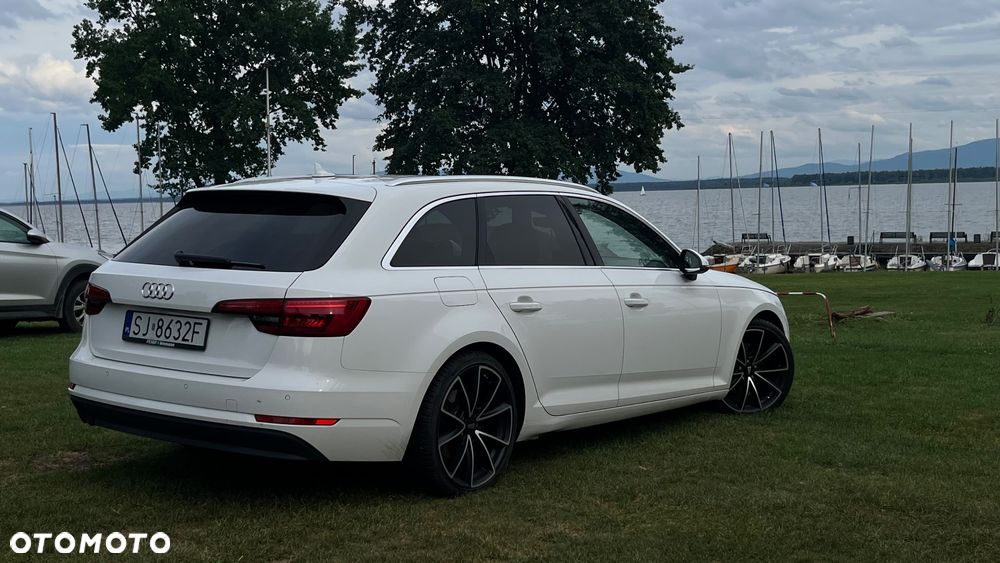 Audi A4 Avant 2.0 TDI Design S tronic - 13