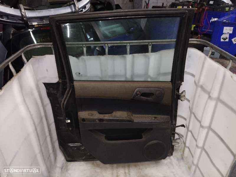 PORTA TRASEIRA ESQUERDA SSANGYONG ACTYON - 2