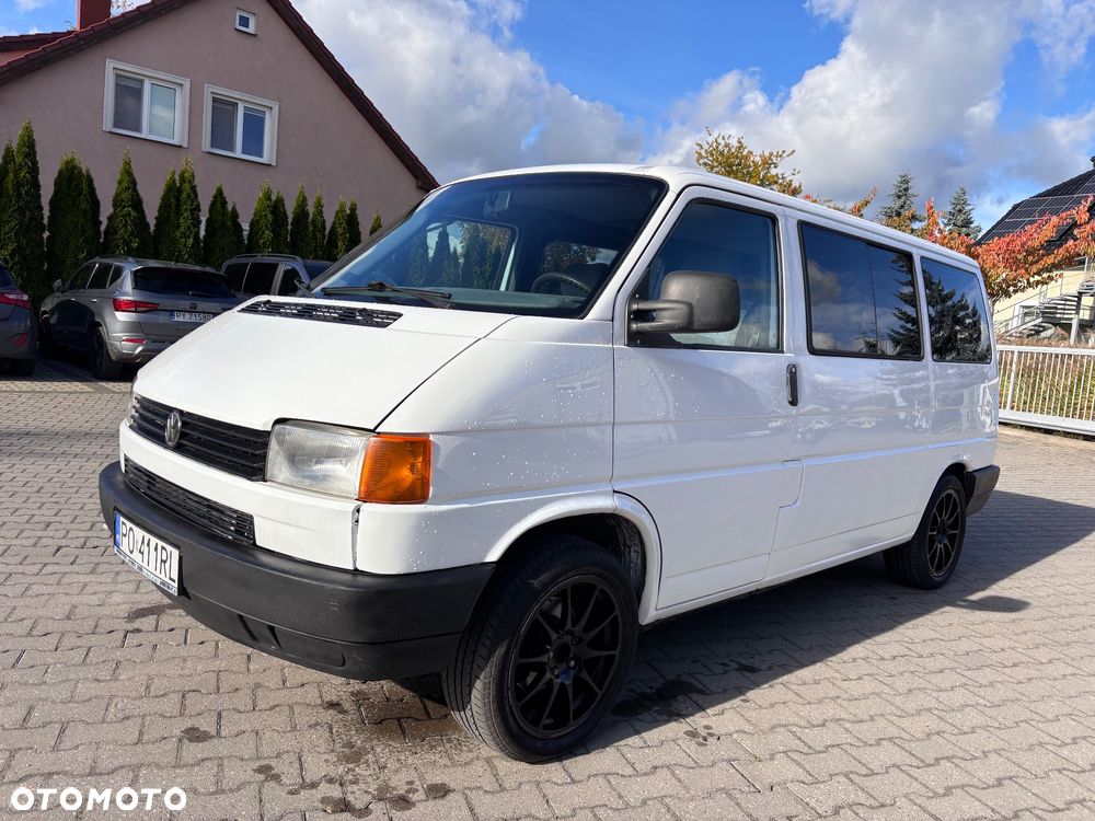 Volkswagen Multivan Standard - 2