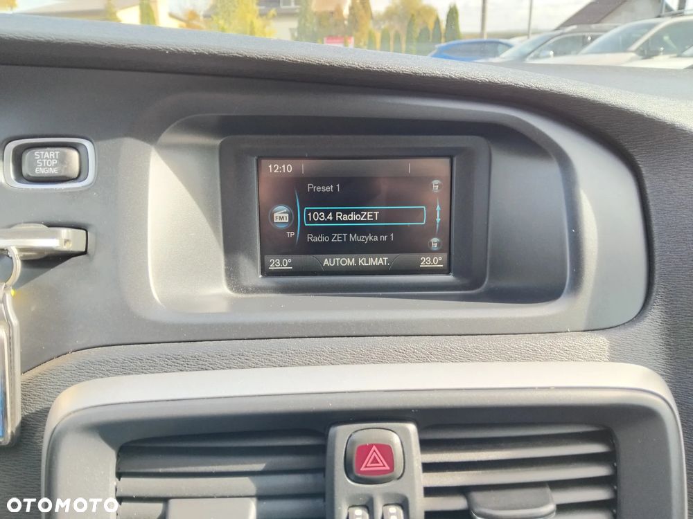 Volvo V40 - 8