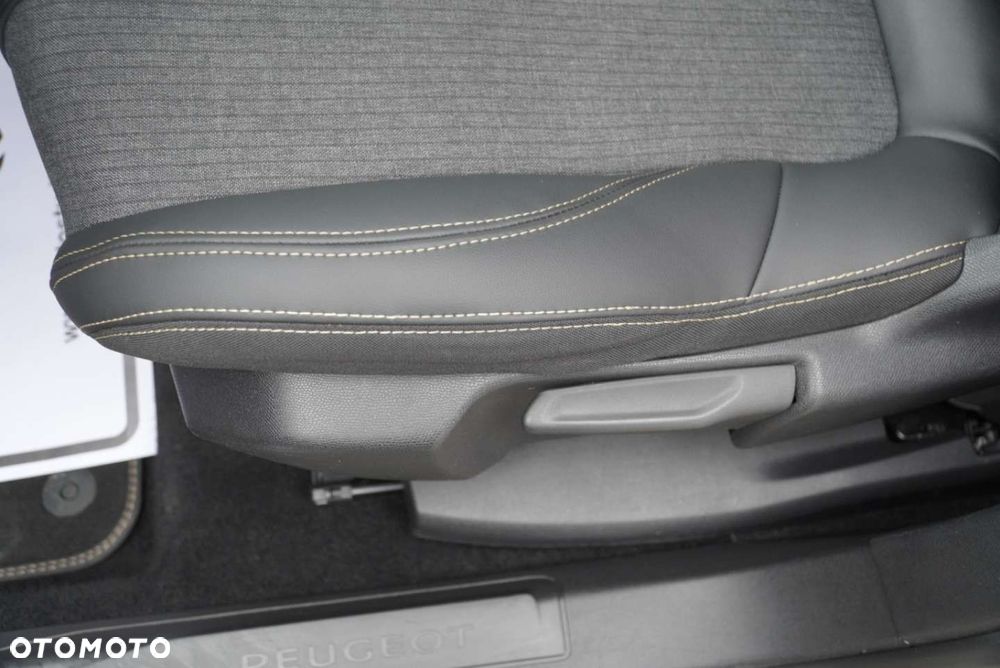 Peugeot 3008 BlueHDi 130 Stop & Start EAT8 GT Pack - 14