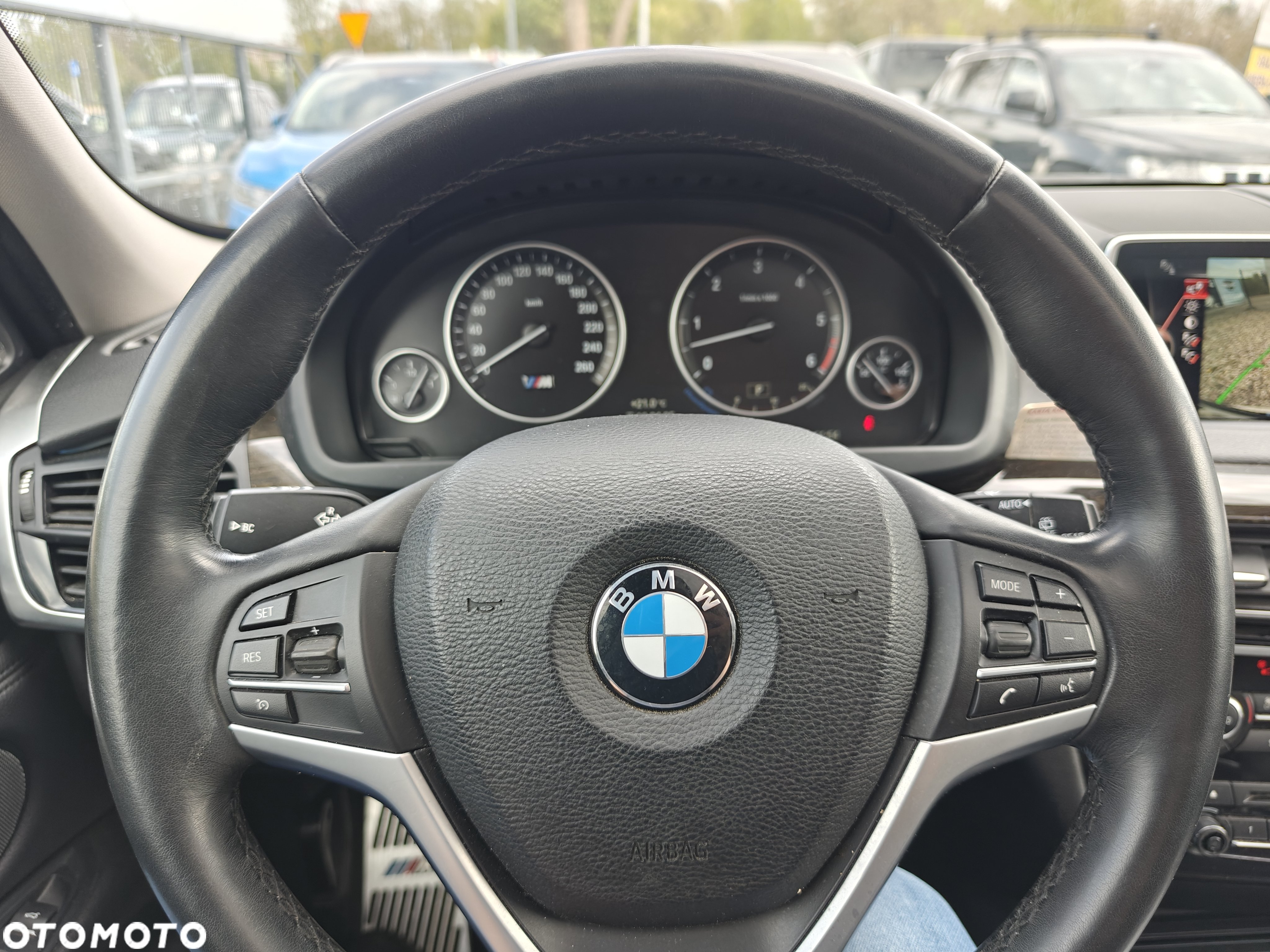 BMW X5 xDrive35i Sport-Aut - 25