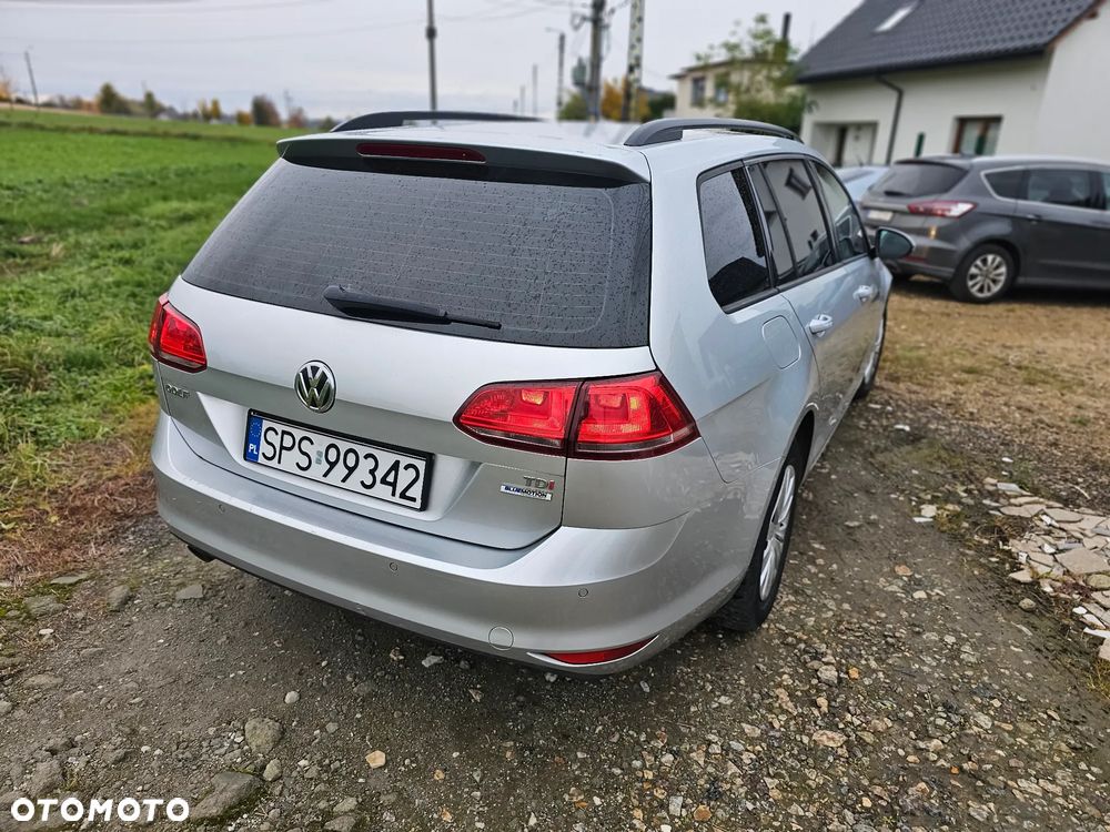 Volkswagen Golf VII 1.6 TDI BlueMotion Trendline - 24