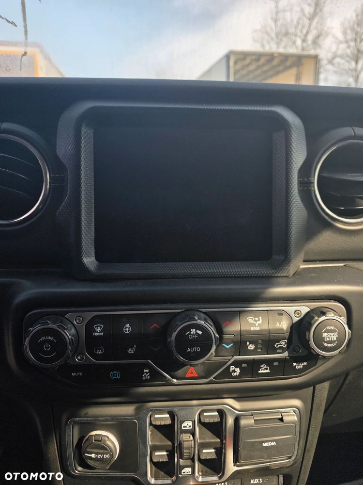 Jeep Wrangler 2.0 4xe Plug-In Hybrid Softtop Sahara - 11