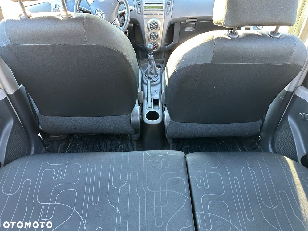 Toyota Yaris 1.33 VVT-i Sol - 11