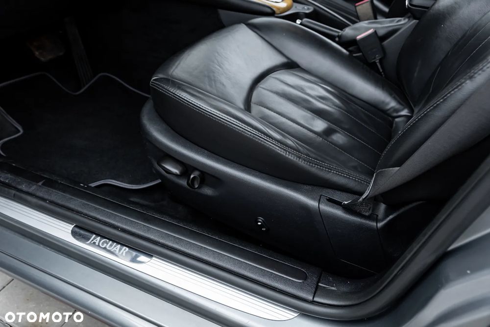 Jaguar X-Type - 24