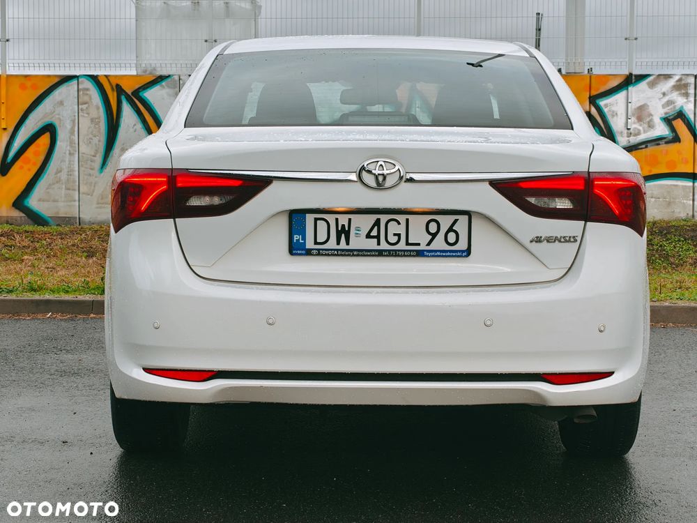 Toyota Avensis 2.0 D-4D Active Business - 4