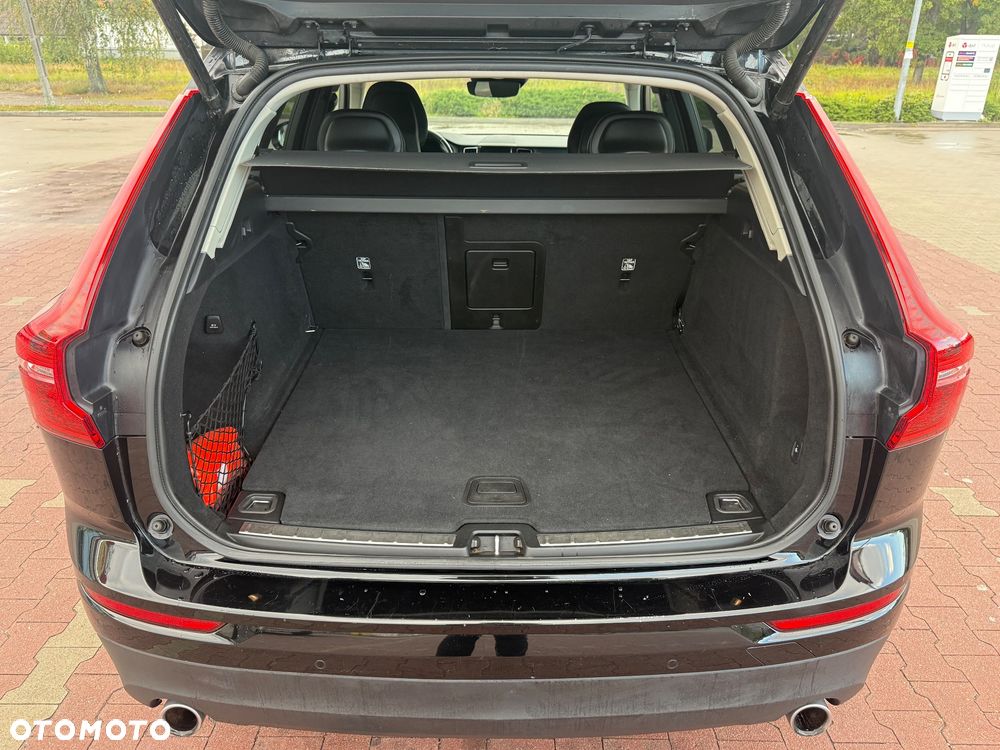 Volvo XC 60 D4 AWD Geartronic Momentum - 16