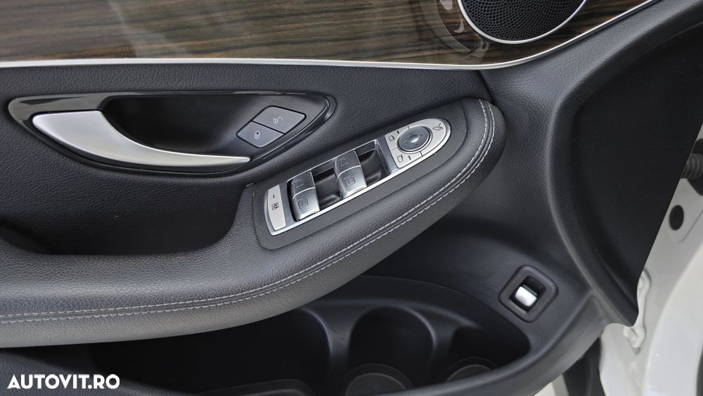 Mercedes-Benz GLC - 11