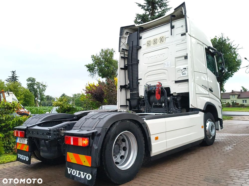 Volvo FH5 500 I-SAVE Globetrotter *9-2021* - 6