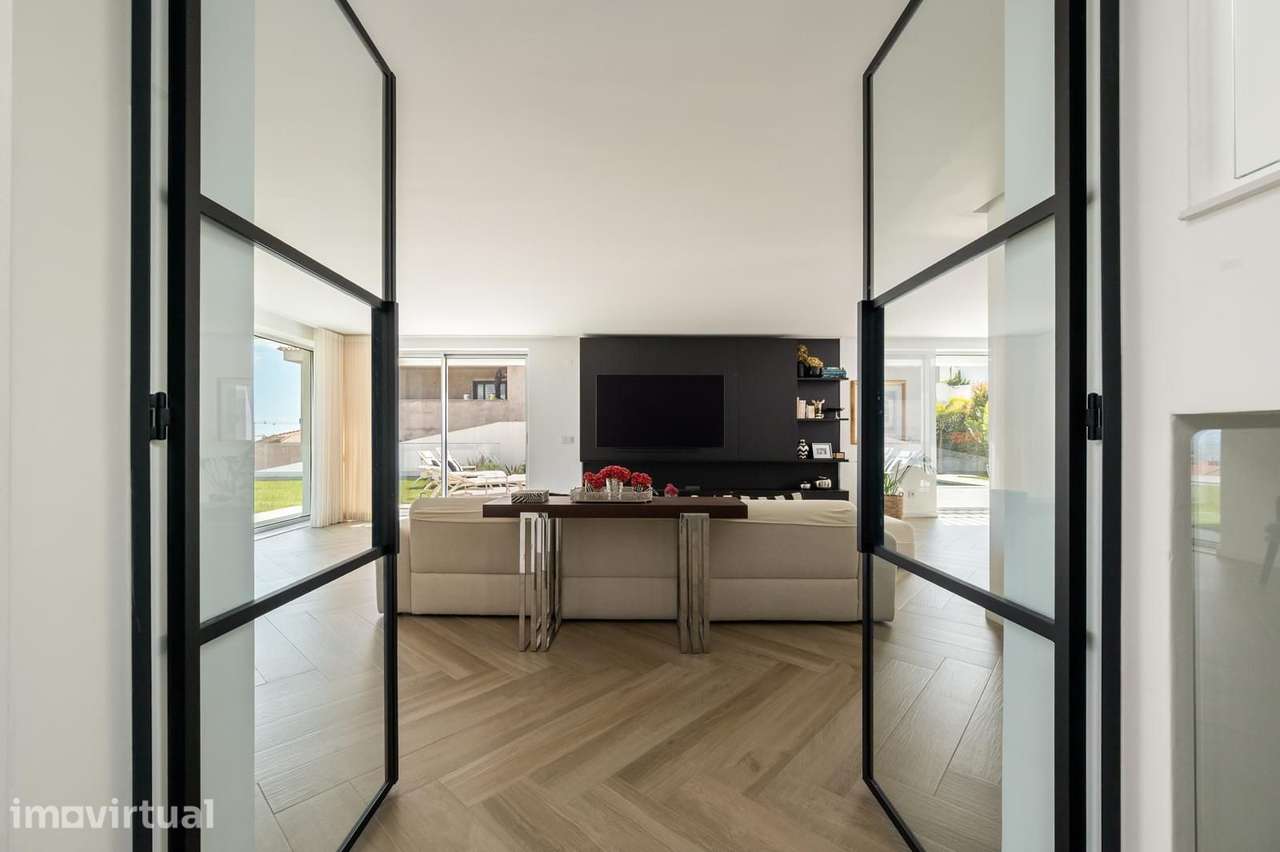 Moradia T4 com piscina, Monte Estoril, Cascais - Grande imagem: 4/60
